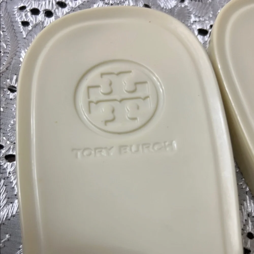 Tory Burch experience elegance